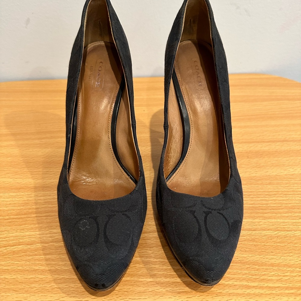 Coach Monogram Black Pumps Size 9